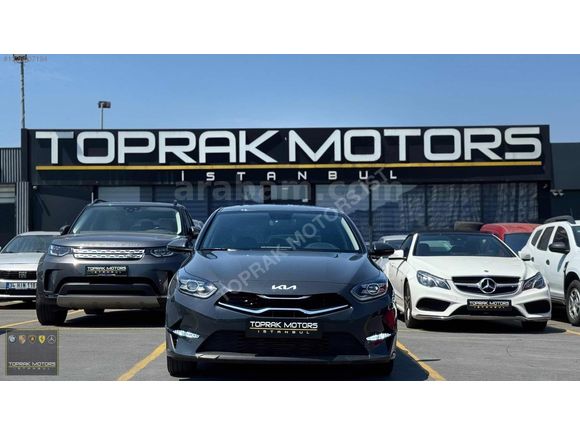 TOPRAK MOTORS İSTANBUL'DAN KİA CEED ELEGANCE 63,000 KM