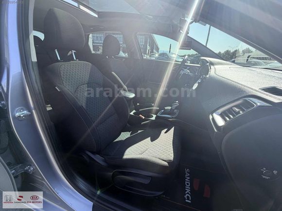 SANDIKÇI 2.EL 2020 Ceed 1.6 CRDI Elegance Sunroof