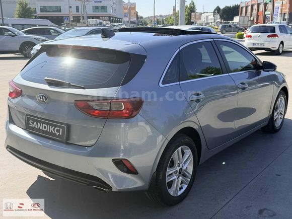 SANDIKÇI 2.EL 2020 Ceed 1.6 CRDI Elegance Sunroof