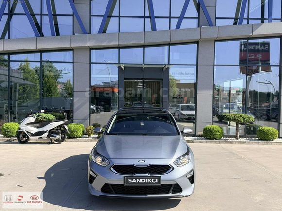 SANDIKÇI 2.EL 2020 Ceed 1.6 CRDI Elegance Sunroof