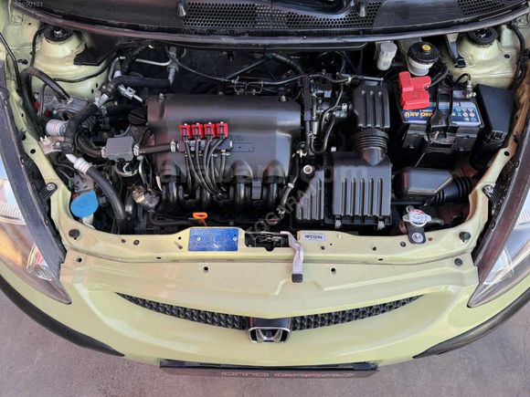 HONDA JAZZ 1.4