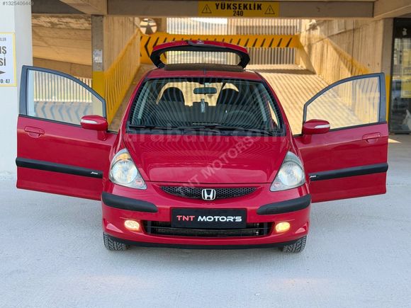 2005 MODEL JAZZ SANROFLU ATEŞ KIRMIZI BİRİNCİ SINIF