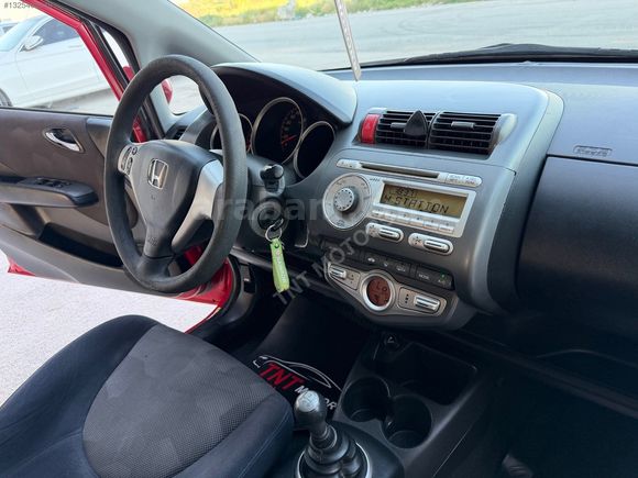 2005 MODEL JAZZ SANROFLU ATEŞ KIRMIZI BİRİNCİ SINIF