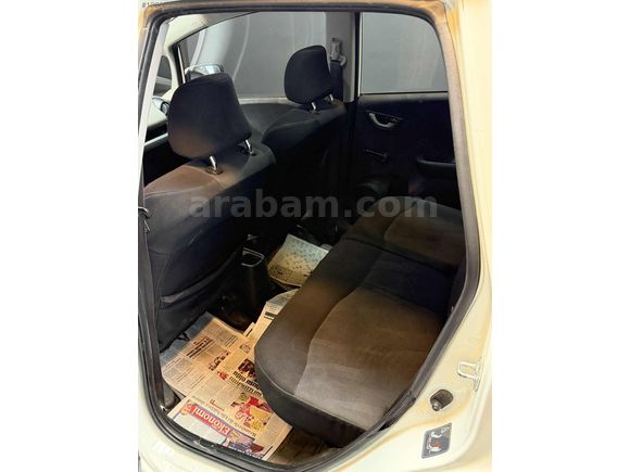 2010 MODEL DEĞİŞENSİZ TERTEMİZ BAKIMLI JAZZ