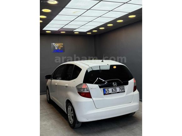 2010 MODEL DEĞİŞENSİZ TERTEMİZ BAKIMLI JAZZ