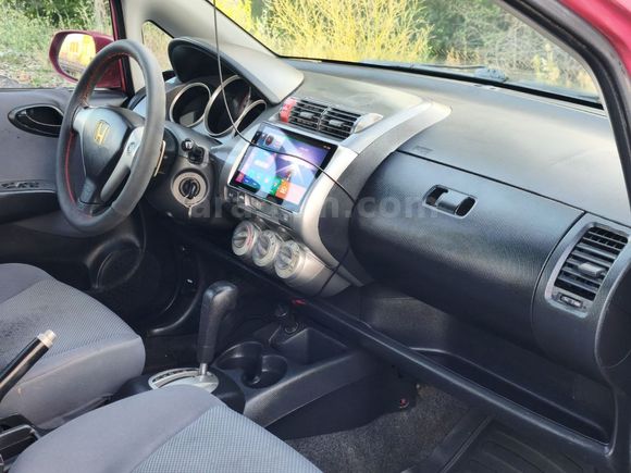 HONDA JAZZ 1.4 TAM OTOMATİK