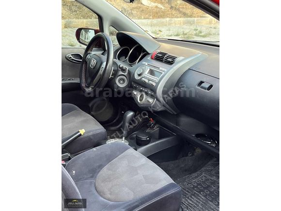OTOMATİK HONDA JAZZ SANDROFLU