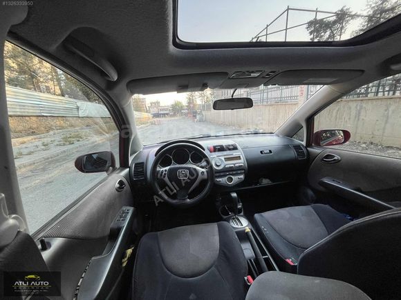 OTOMATİK HONDA JAZZ SANDROFLU