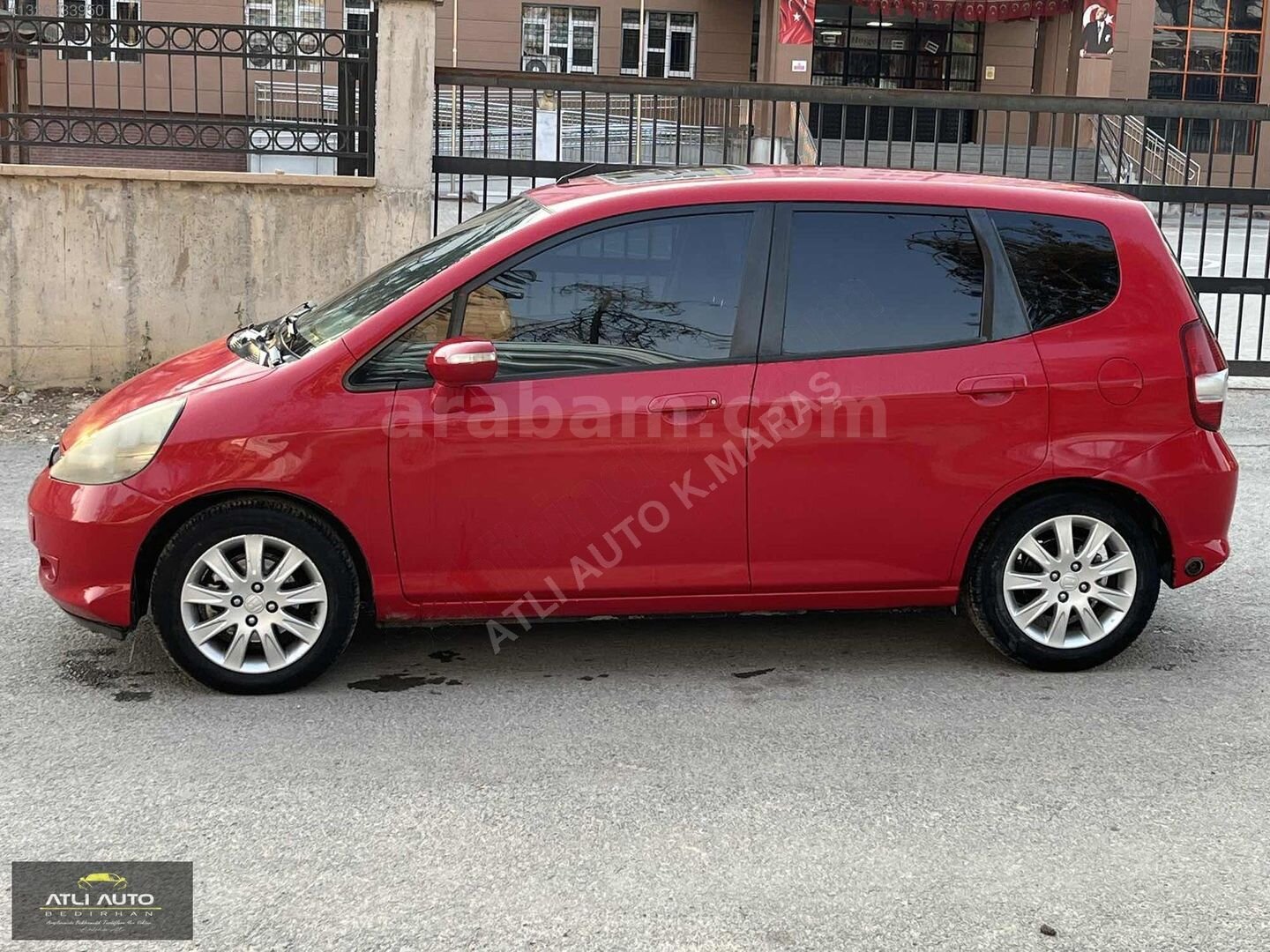 Galeriden Honda Jazz 1.4 LS 2006 Model Kahramanmaraş 330.000 km Kırmızı 7