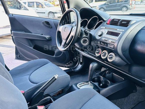 ÇOK TEMİZ BAKIMLI 163.000 KM