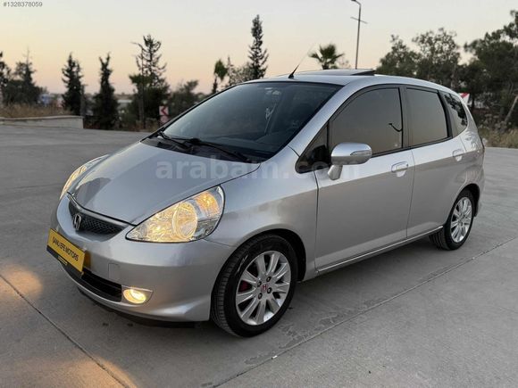 HONDA JAZZ ELİTE 120 BİN KM ÇOK TEMİZ