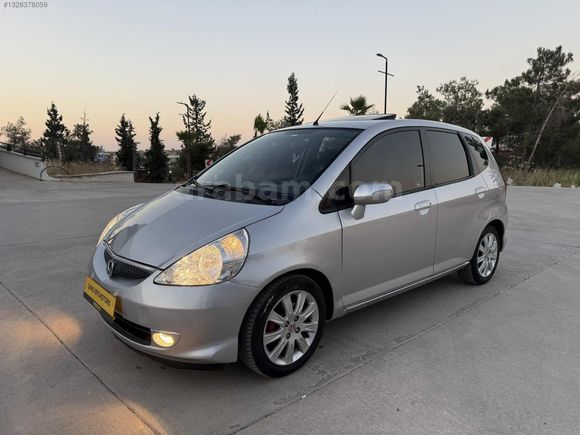 HONDA JAZZ ELİTE 120 BİN KM ÇOK TEMİZ
