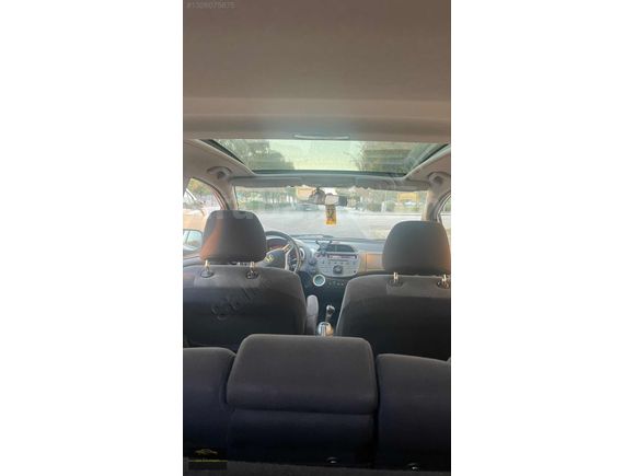 2009 HONDA JAZZ 1.4 FUN OTOMATİK CAM TAVANLI