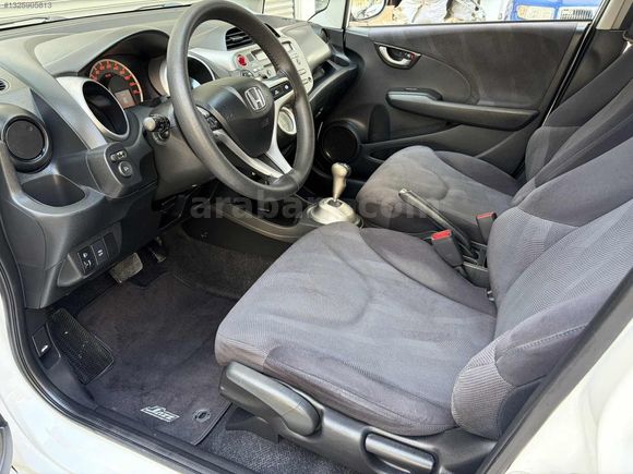 KUSURSUZ KONDİSYONDA OTOMATİK JAZZ