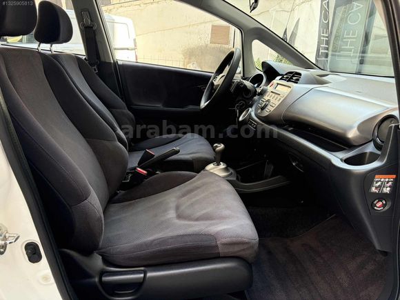 KUSURSUZ KONDİSYONDA OTOMATİK JAZZ