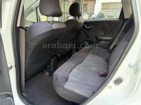 KUSURSUZ KONDİSYONDA OTOMATİK JAZZ