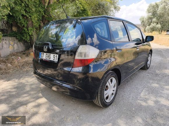 MASRAFSIZ 2011 HONDA JAZZ JOY PLUS İ SHIFT 100 HP