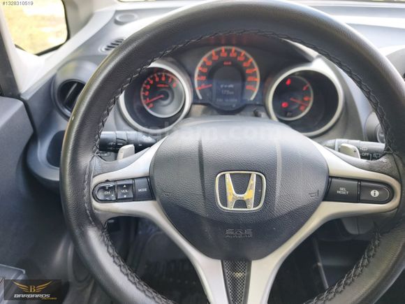 MASRAFSIZ 2011 HONDA JAZZ JOY PLUS İ SHIFT 100 HP