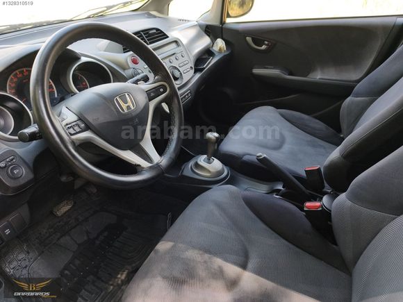 MASRAFSIZ 2011 HONDA JAZZ JOY PLUS İ SHIFT 100 HP