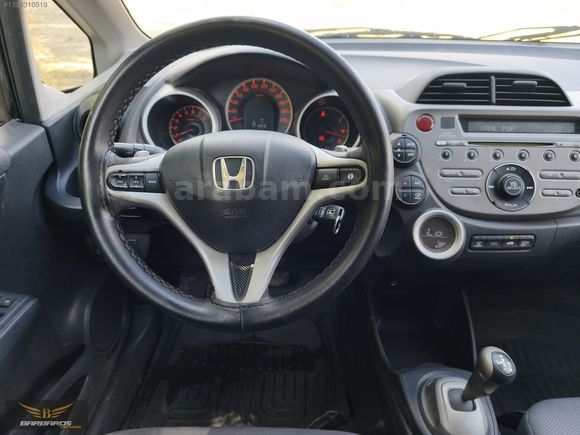 MASRAFSIZ 2011 HONDA JAZZ JOY PLUS İ SHIFT 100 HP