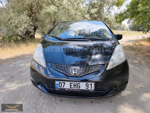 MASRAFSIZ 2011 HONDA JAZZ JOY PLUS İ SHIFT 100 HP