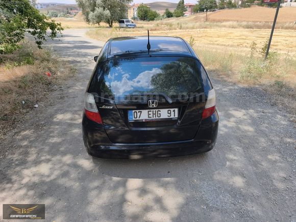 MASRAFSIZ 2011 HONDA JAZZ JOY PLUS İ SHIFT 100 HP
