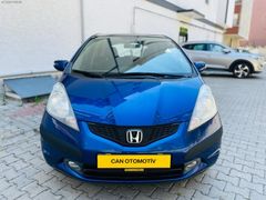 HONDA JAZZ FUN 1.4 PANORAMİK CAM TAVAN OTOMATİK 98.000 KM