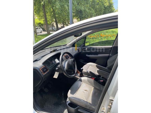2004  MODEL PEUGEOT 307 1.6  XT 