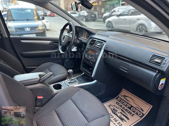ÇOK TEMİZ 145.ooo KM DE OTOMATİK B-150