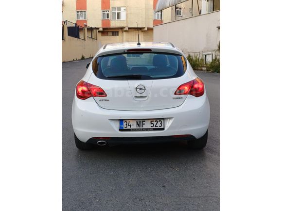TAM OTOMATİK AİLE ARACl