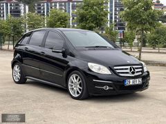 2011 MODEL BAKIMLI 62.000 KM OTOMATİK SPORT PAKET B160