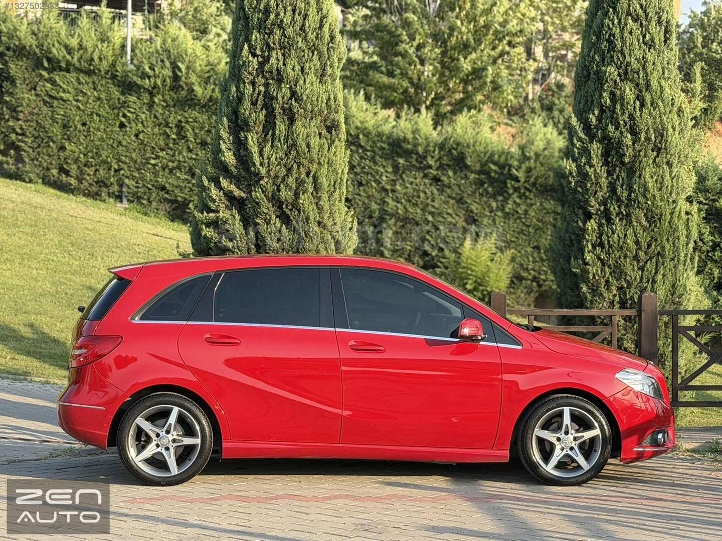 Galeriden Mercedes - Benz B 180 BlueEFFICIENCY Style 2013 Model Denizli 69.000 km Kırmızı 5