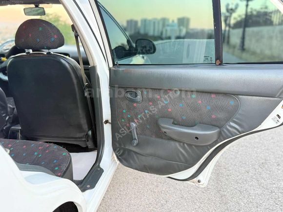 EMSALSİZ 1P BOYALI SIFIR MASRAF 1.3 LX