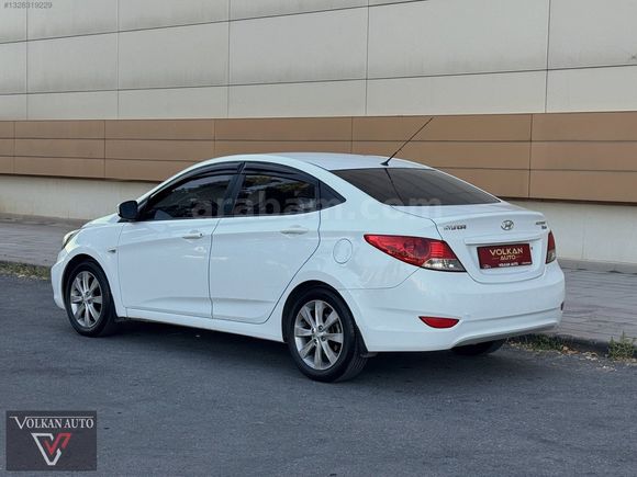 2012 MODEL ACCENT BLUE 1.4 MODE PLUS BOYASIZ BAKIMLI TEMİZ