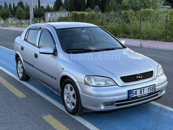 Galeriden Opel Astra 1.6 Elegance 2001 Model Sakarya