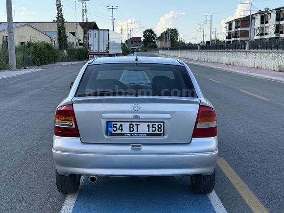 Galeriden Opel Astra 1.6 Elegance 2001 Model Sakarya