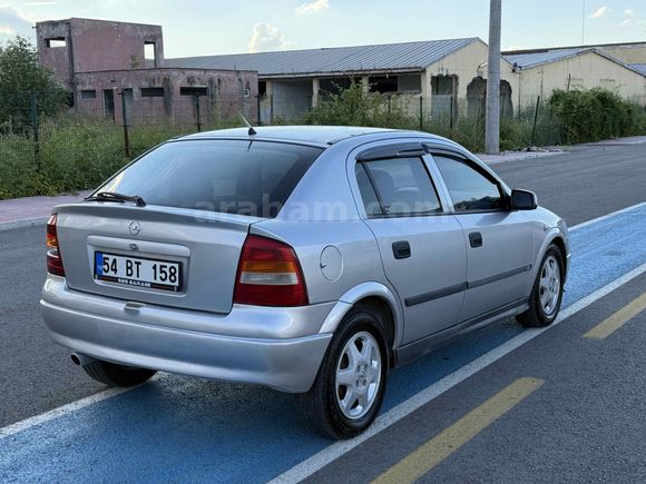 Galeriden Opel Astra 1.6 Elegance 2001 Model Sakarya