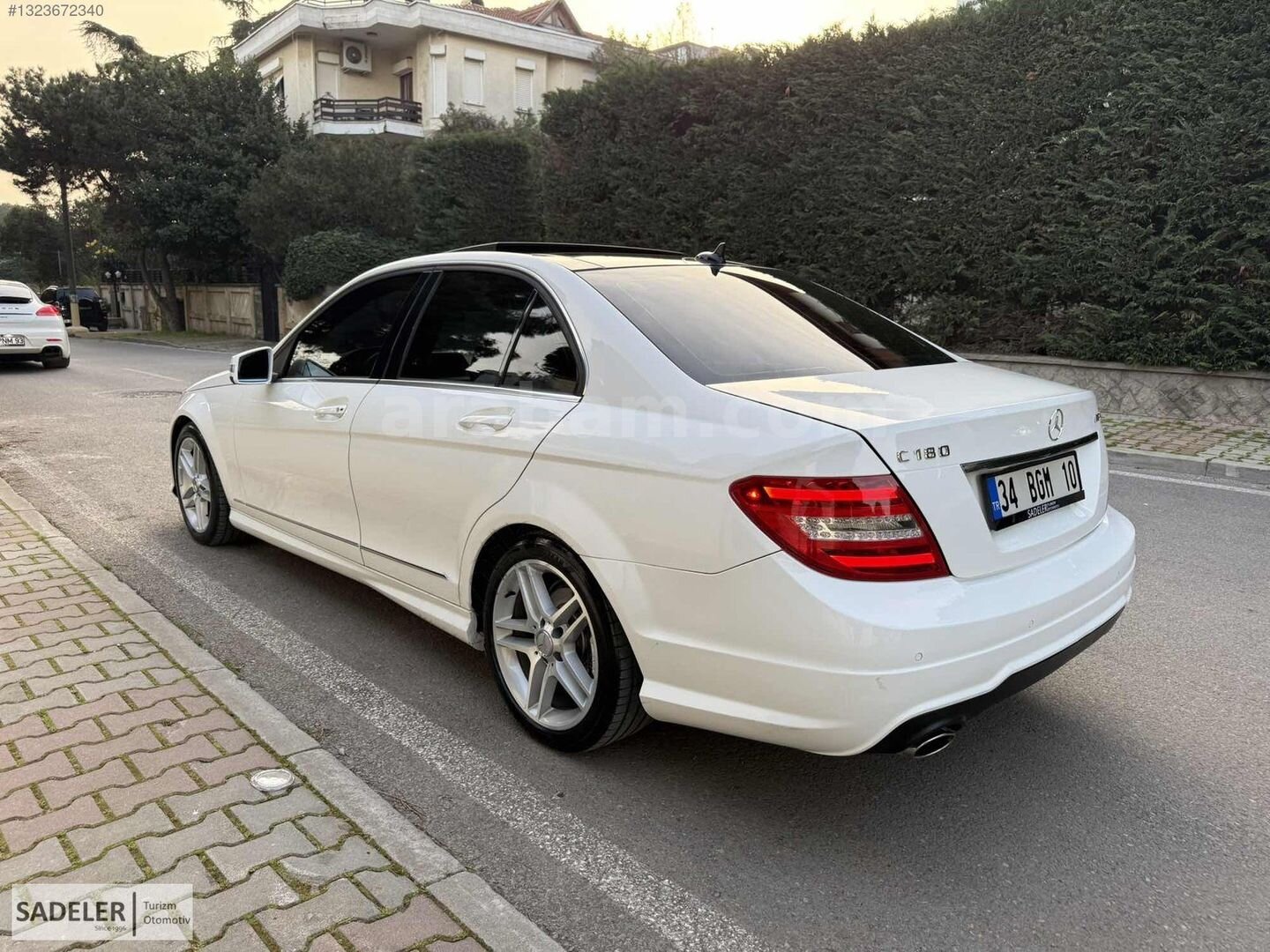 Galeriden Mercedes - Benz C 180 AMG 2013 Model İstanbul 115.000 km Beyaz 5