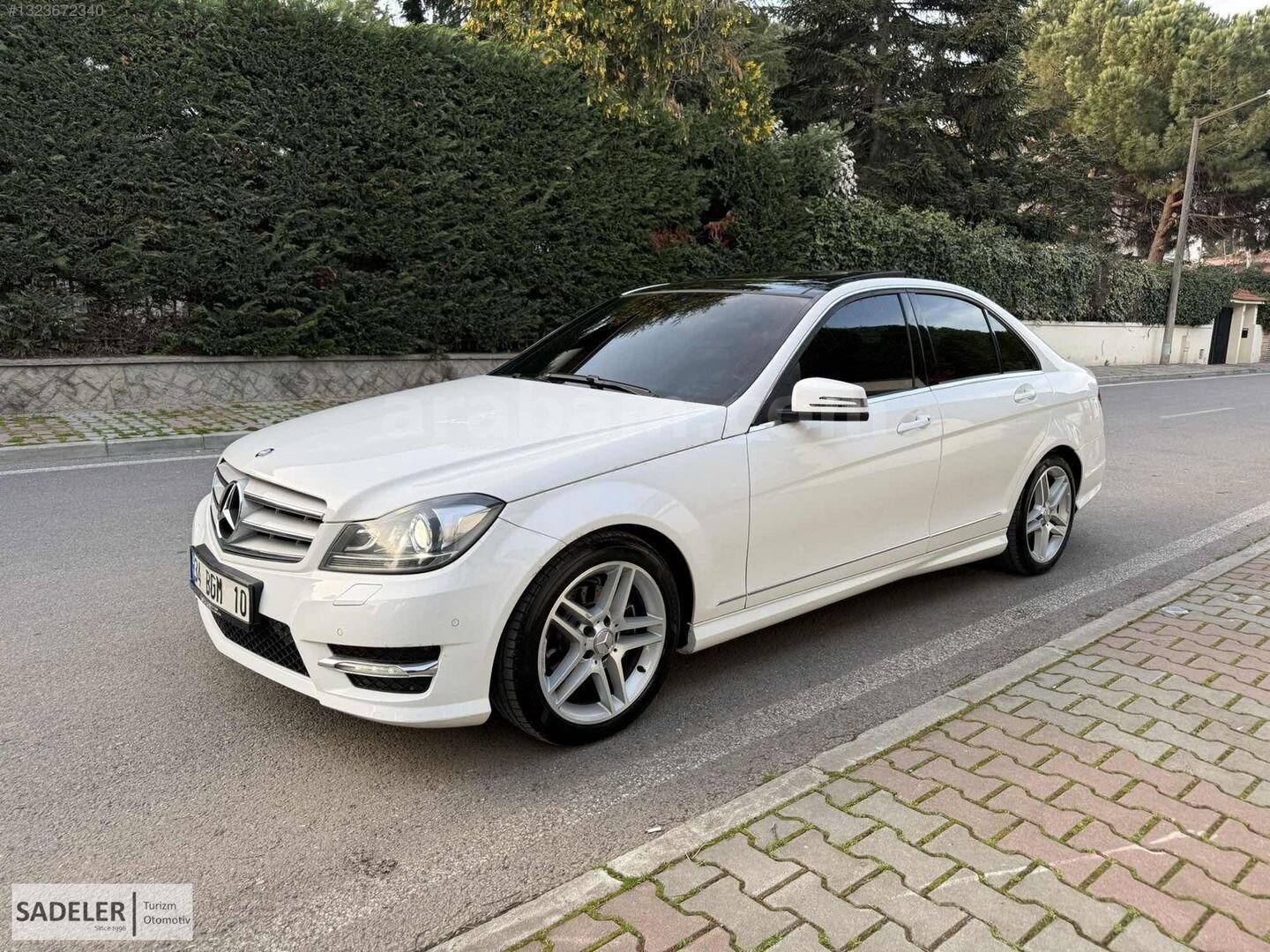Galeriden Mercedes - Benz C 180 AMG 2013 Model İstanbul 115.000 km Beyaz 3