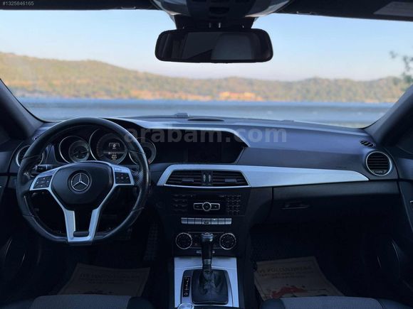 2013 MODEL MERCEDES C180 HATASIZ DÜŞÜK KM CAM GİBİ
