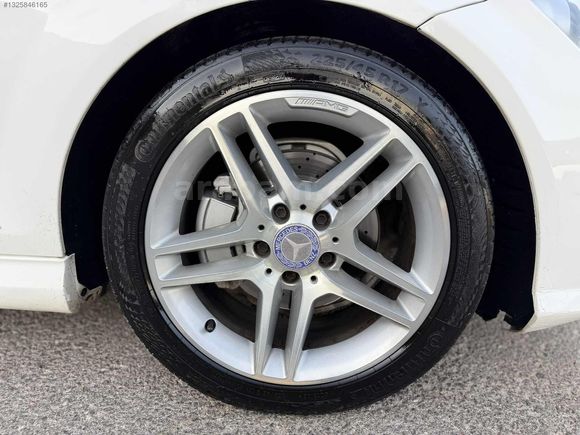 2013 MODEL MERCEDES C180 HATASIZ DÜŞÜK KM CAM GİBİ