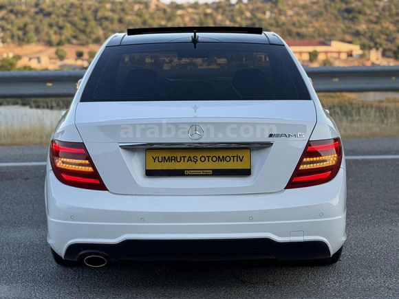 2013 MODEL MERCEDES C180 HATASIZ DÜŞÜK KM CAM GİBİ