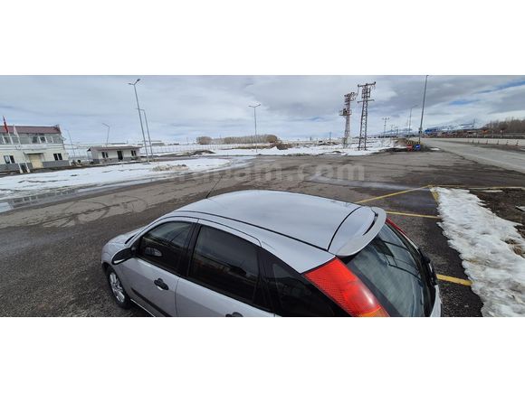 Sahibinden Ford Focus 1.6 Collection 2004 Model