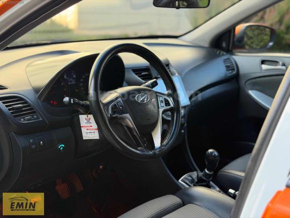 EMİN GALERİ'den 2016 MODEL HYUNDAI ACCENT BLUE 1.4 D-CVVT