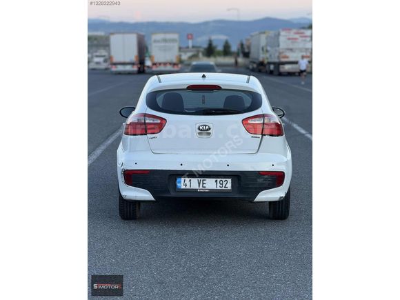 ST MOTORS Rio 1.4 CRDI