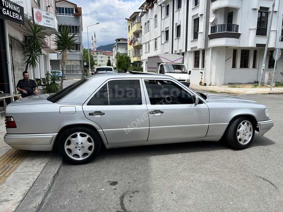 EFSANE KASA W124 - 1995 MODEL NADİR TEMİZLİKTE SUNROFLU