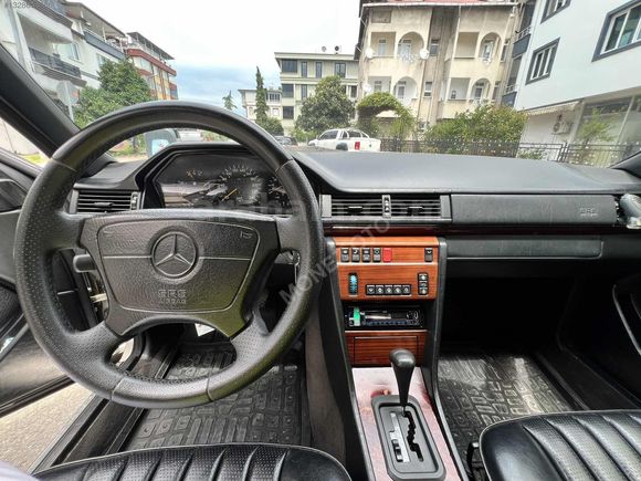 EFSANE KASA W124 - 1995 MODEL NADİR TEMİZLİKTE SUNROFLU