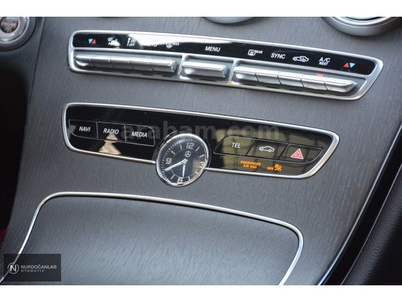 Nurdoğanlar'dan 2021 Mercedes C200d Amg TABA '1Boya