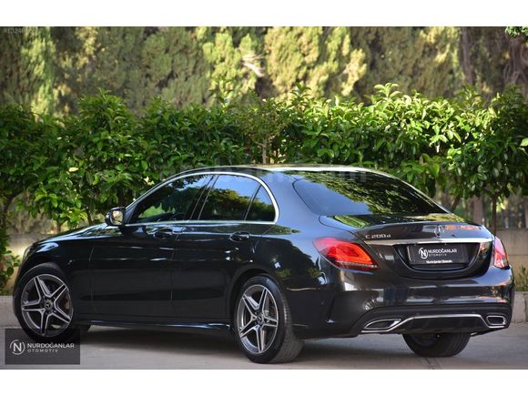Nurdoğanlar'dan 2021 Mercedes C200d Amg TABA '1Boya