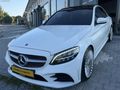 BOYASIZ-DEĞİŞENSİZ-TRAMERSİZ-MERCEDES-C200D-AMG-FULL+FULL
